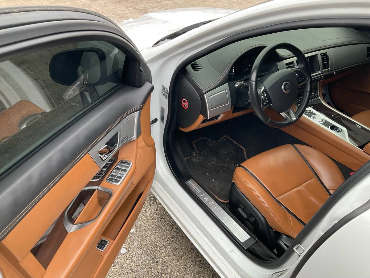 Jaguar FX