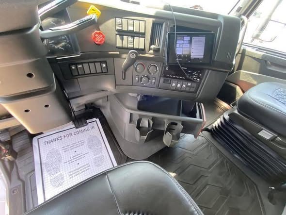 Truck cleaning service