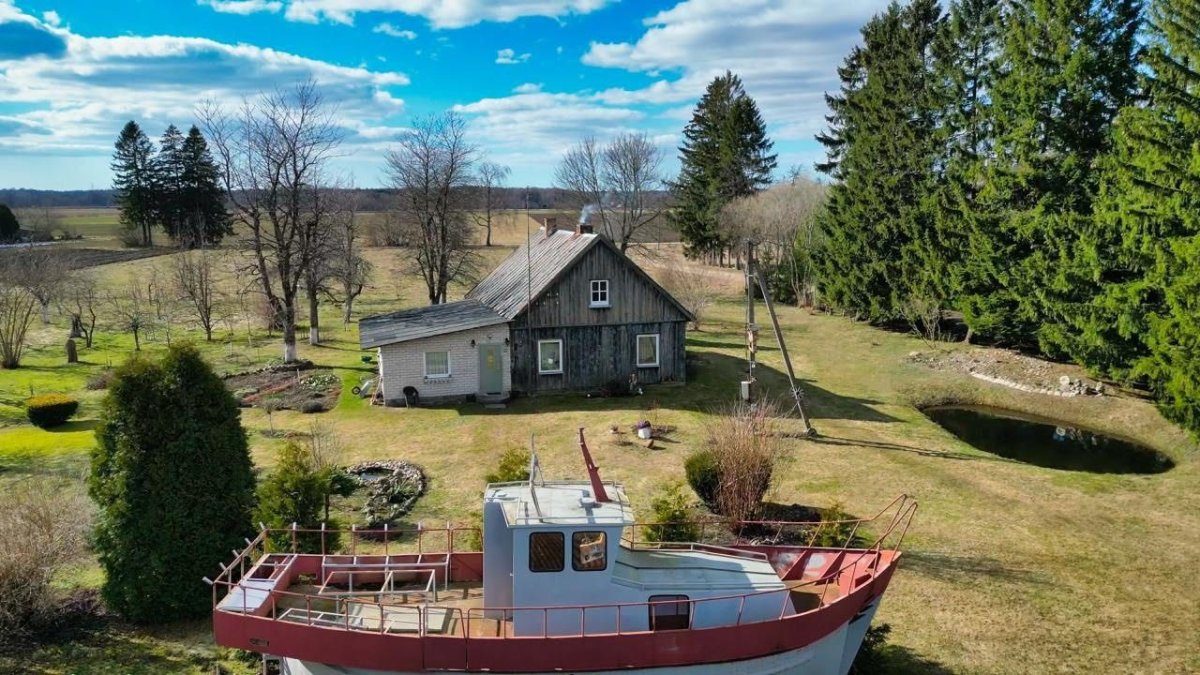 PARDUODAMA SODYBA SU 11,38 ha ŽEMĖS KLAIPĖDOS R., ŠIURAIČIŲ K.