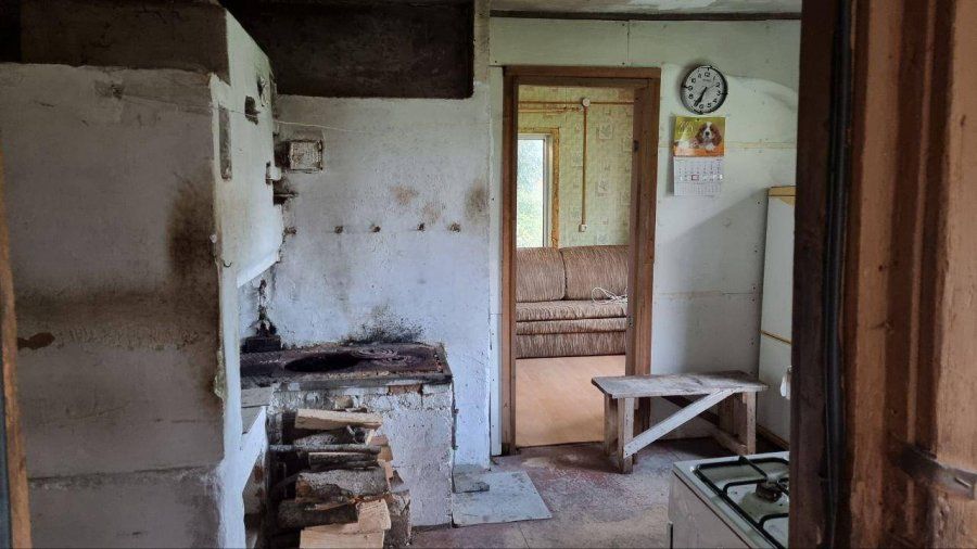 Parduoda sodybą ,-Anykščių r. sav., Troškūnų sen., Žviliūnų k. 7