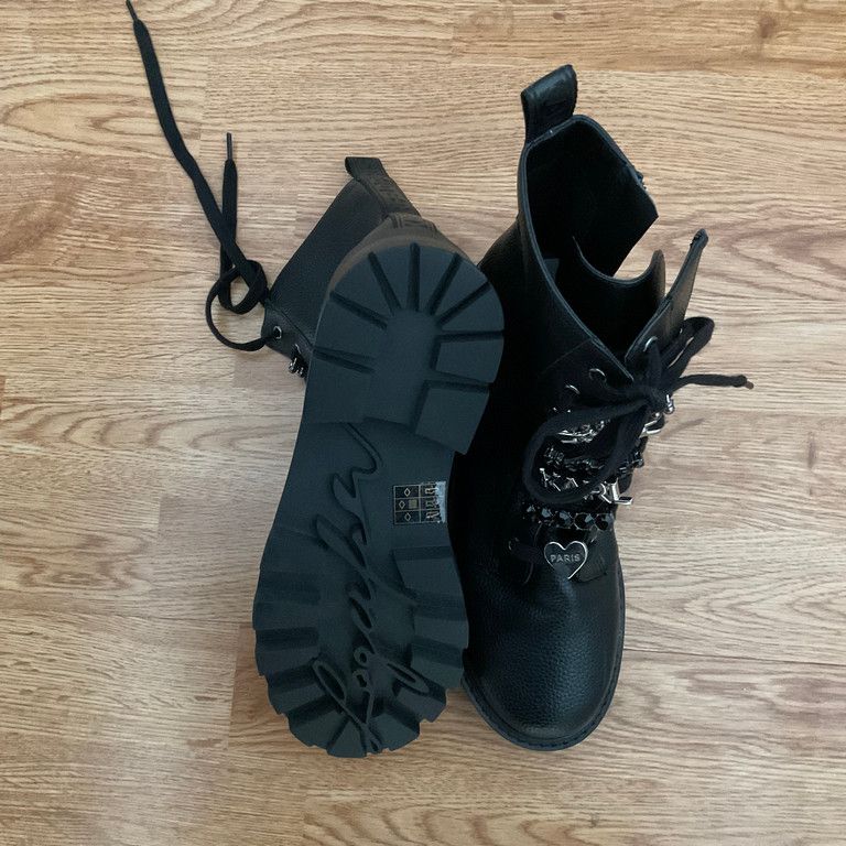 Karl Lagerfeld Paris women's boots