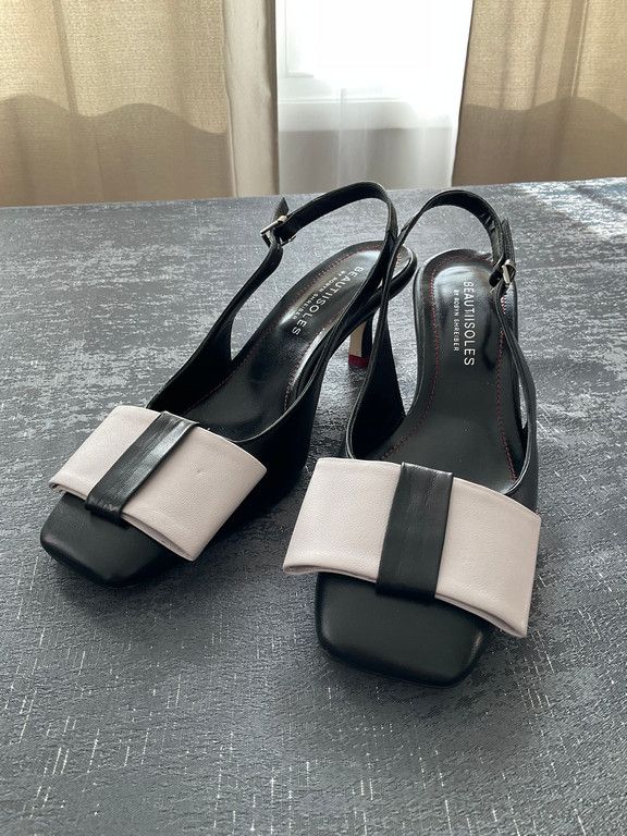 Vero Cuoio Made in Italy.NEW