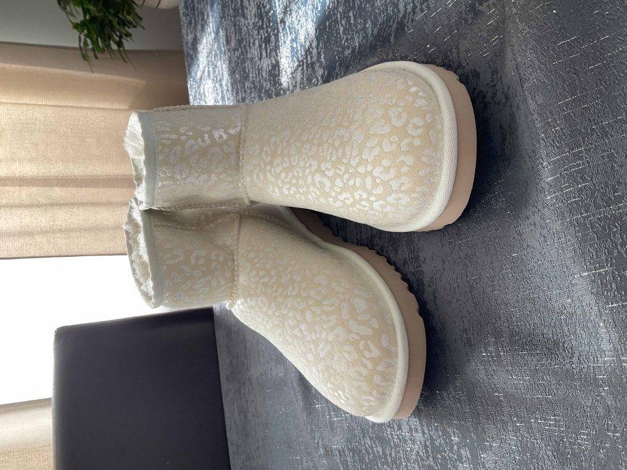 UGG White Classic Mini Snow Leopard-NEW
