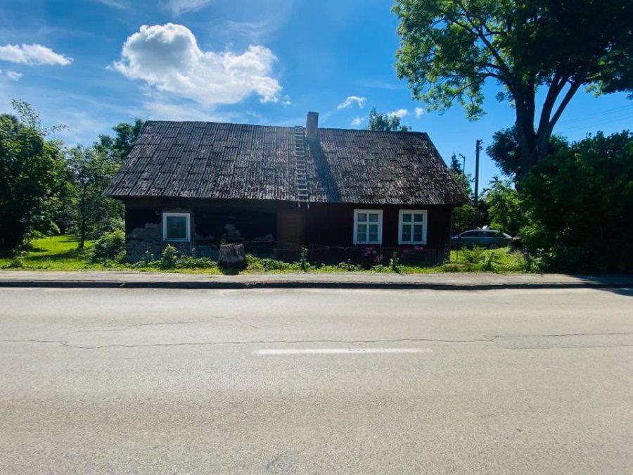 Parduodama erdvi sodyba Ž. Naumiestis  Sodų g. 34